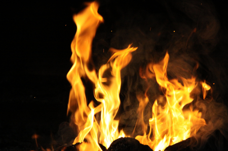 Liesmas, uguns. Ilustratīvs foto.