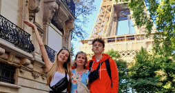 Inga Kļaviņa ar bērniem ceļo uz Parīzi