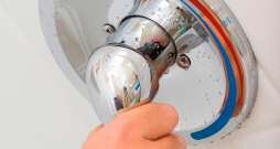 Efektīvs rūdīšanās elements ir kontrastduša. Iesākumā ūdens temperatūras atšķirības jāpalielina pakāpeniski. Efektīvs rūdīšanās elements ir kontrastduša. Iesākumā ūdens temperatūras atšķirības jāpalielina pakāpeniski.