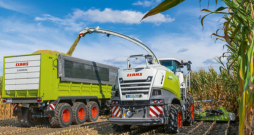 'Claas Jaguar 800'. 'Claas Jaguar 800'.