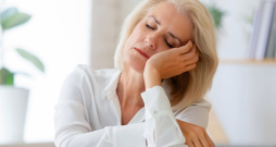 Nepagūstot visu paveikt, rodas stress, kas rezultējas kā organisma izsīkums un nogurums. Nepagūstot visu paveikt, rodas stress, kas rezultējas kā organisma izsīkums un nogurums.