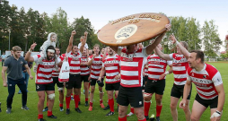 "Miesnieki/Ķekava" regbisti ar Latvijas čempionu plāksni. "Miesnieki/Ķekava" regbisti ar Latvijas čempionu plāksni.