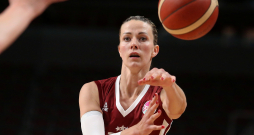 Latvijas sieviešu basketbola izlases spēlētāja Aija Jurjāne.