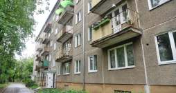 Dzīvojamā māja. Daudzdzīvokļu nams. Rīga, Jugla. 