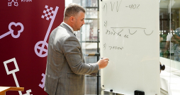 Rīgas pilsētas izpilddirektors Jānis Lange informē par disciplinārlietas izmeklēšanas rezultātiem.