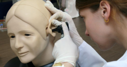 Rīgas Stradiņa universitātes Medicīnas izglītības tehnoloģiju centrs.