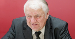 Aleksandrs Lielmežs.