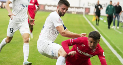 Antonijs Černomordijs (centrā) ir apmierināts ar "Rigas" komandas sniegumu, bet ne rezultātu UEFA Konferences līgā.
