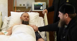 Čečenijas līderis apgalvo, ka Centrālo klīnisko slimnīcu apmeklējis laikā, kad Maskavā bijis "darba komandējumā ", un darījis to tāpēc, ka slimnīcā ārstējoties viņa tēvocis Magomeds Kadirovs.
