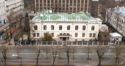 ASV vēstniecības ēka Raiņa bulvārī.