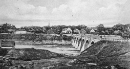 Kuldīga un tilts 20. gs. sākumā.