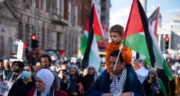 Palestīniešu gājiens Londonā.