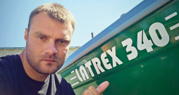 Arnis Zobens, SIA "Latrex" īpašnieks, savu pirmo laivu uzbūvēja 15 gadu vecumā.