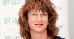 Maira Dzelzkalēja–Burmistre.