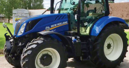 "New Holland T6" traktors.