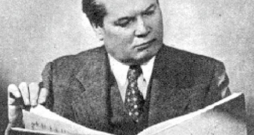 Jānis Vītoliņš ar baleta "Ilga"
partitūru.