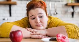 Plānojot svētku galdu, jādomā arī par veselīgām alternatīvām. Plānojot svētku galdu, jādomā arī par veselīgām alternatīvām.