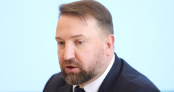 Arī Rodžers Jānis Grigulis "Pasažieru vilciena" valdi vada septiņus gadus.