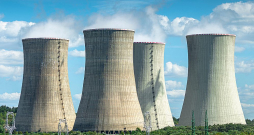 Virkne vadošo Eiropas valstu cenšas atjaunot enerģijas cenu stabilitāti, veicot lielas investīcijas atomelektrostacijās.