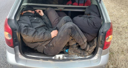 Par atbalsta sniegšanu nelegālajiem migrantiem aizturēts Baltkrievijas pilsonis.
