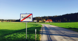 “Nepieklājīgais” ciems.
