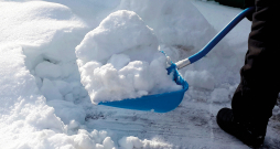 Ziema. Sniegs. Ilustratīvs attēls.