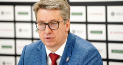 Latvijas hokeja izlases galvenais treneris Harijs Vītoliņš piedalās preses konferencē, kurā tiek paziņots hokeja izlases sastāvs 2024. gada pasaules čempionātam Ostravā un Prāgā.