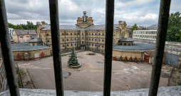 Viļņā 2019. gadā slēgtais Lukišķu cietums, kas celts divdesmitā gadsimta sākumā un atrodas teju pašā pilsētās centrā, ir atvērts ekskursantiem.