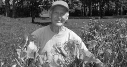 Jānis Vasarietis, liliju selekcionārs.