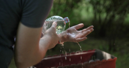 Ko un kā darīt, ja gadījies apdedzināties, un kādos gadījumos noteikti jāzvana mediķiem? Ko un kā darīt, ja gadījies apdedzināties, un kādos gadījumos noteikti jāzvana mediķiem?