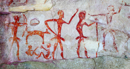 Arheoloģiskā aizvēsturiskā cilvēka klints glezna pirms vairāk nekā četriem tūkstošiem gadu. Taizeme.