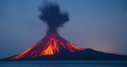 Anaka Krakatau izvirdums.