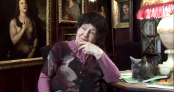 Krievu rakstniece un mākslas zinātniece Ņina Moļeva.