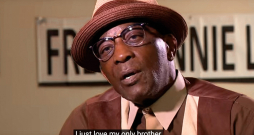 Ronijs Longs.