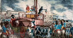 Konkordijas laukumā sanākušais pūlis aplūko giljotinētā Francijas karaļa Luija XVI galvu 1793. gada 21. janvārī...