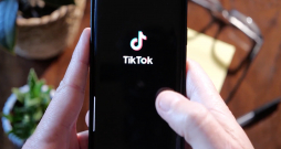 Valsts policija uzskata, ka aizliegt TikTok nevajag. 