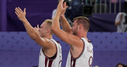 Latvijas 3x3 basketbola izlases spēlētāji - Francis Gustavs Lācis (no kreisās) un Zigmārs Raimo.