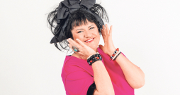 Elita Patmalniece.