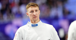 Modernās pieccīņas sportists Pāvels Švecovs piedalās modernās pieccīņas paukošanas sacensībās 2024. gada vasaras olimpiskajās spēlēs Parīzē.