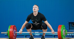 Svarcēlājam Ritvaram Suharevam Parīzes olimpiskajās spēlēs veselības likstu dēļ nācās palikt bez rezultāta.