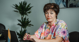 Atstādinātā Jelgavas novada izpilddirektore Līga Lonerte tiek minēta kā iesējamā LZS saraksta līdere gaidāmajās pašvaldību vēlēšanās. Kā viņa pati raksta feisbukā: "Tuvojoties nākamajam pašvaldību vēlēšanu ciklam, ļoti ceru, ka tauta atcerēsies "savus varoņus" un spēs arī atcerēties rīcības un darbus, kas diemžēl Jelgavas novada pašvaldībā nebūs izdarīti."
