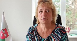 Gulbenes novada pašvaldības domes priekšsēdētāja vietniece Guna Švika: "Lizuma komercdarbībai paredzētajās ēkās pārkāpumus neatrada, taču pārbaužu process nebija ātrs. Bija vajadzīgi skaidrojumi par procedūrām, atbalsts, taču tajā brīdī ne VARAM, ne cita valsts iestāde mums palīgā nenāca. Līdzīgi gājis arī citiem novadiem, kas saskārušies ar programmu degradēto teritoriju sakārtošanai uzņēmējdarbības vajadzībām."