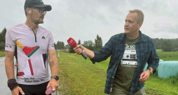 Rūdolfa Birnbauma skrējienam vairāku dienu garumā līdzi sekoja Lietuvas Radio žurnālists.