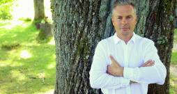 Arnis Muižnieks: "Daudzveidība un pozitīvas emocijas, kādas saņemu konkursa "Sakoptākais mežs" laikā, ir tās, kas palīdz nenogurt."