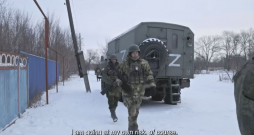 Kadrs no Anastasijas Trofimovas dokumentālās filmas "Russians at War" ("Krievi karā").
