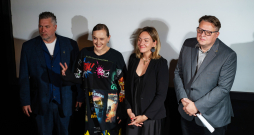 No kreisās: Uģis Higo Glāzītis, Agnese Rakovska, Lāsma Krastiņa-Sidorenko un Jānis Žilde,