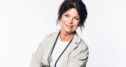 Aina Poiša.