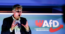 Galēji labējās partijas "Alternatīva Vācijai" (AfD) politiķis Bjerns Heke.