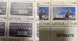 Par godu Vijciema jubilejai ir tapušas īpašas pastmarkas. Ideja radusies Galviņu ģimenei ar domu radīt unikālu dāvanu svētkos, izveidojot personalizētu pastmarku.