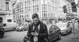 Frankfurtes ielas, galerijas, arhitektūra. Grāmatu tirgus. Vācija. 